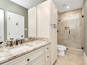 631 N Live Oak Street, Houston TX 77003