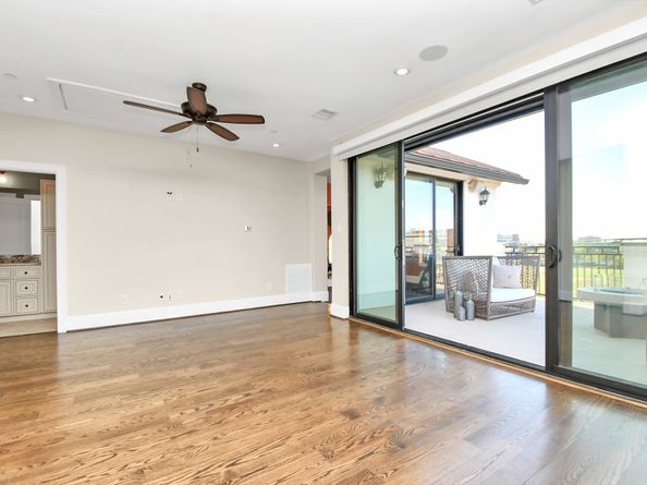 631 N Live Oak Street, Houston TX 77003