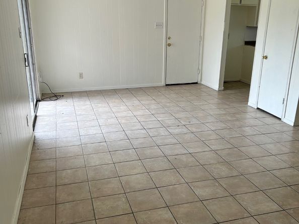 4315 Woodmont Dr, South Houston TX 77045