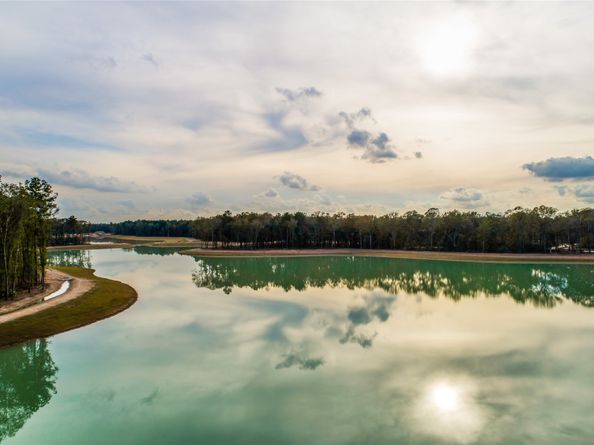 22162 Wilderness Waterway Lane, Porter Heights TX 77365