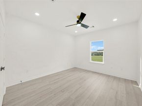 6037 S Acres Drive, Houston TX 77048