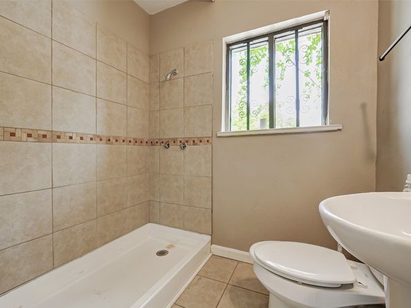 2601 Prospect Street, Houston TX 77004