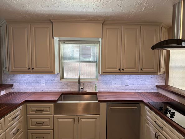23822 Northcrest Drive, Spring TX 77389