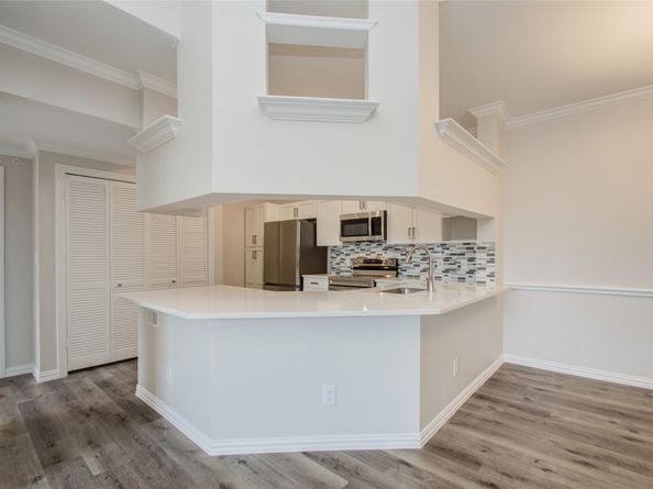 2111 Welch Street A321, Houston TX 77019