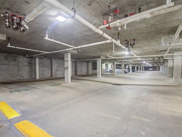 2111 Welch Street A321, Houston TX 77019
