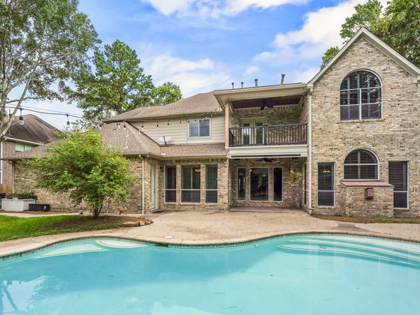 2807 Hazy Hillside Court, Kingwood TX 77345