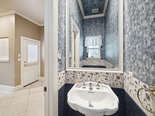 1615 Lake Wilderness Lane, Kingwood TX 77345