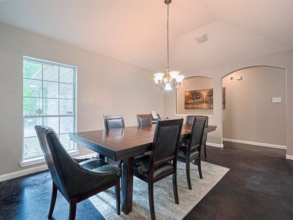 210 N Wimberly Way, Conroe TX 77385