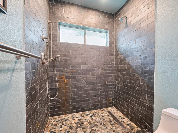210 N Wimberly Way, Conroe TX 77385