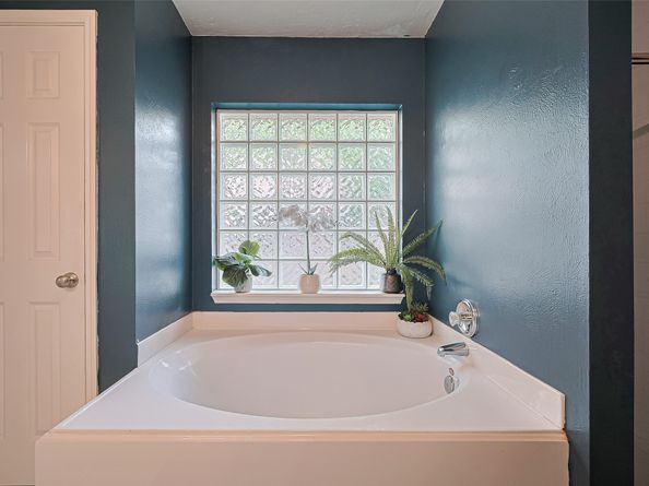 210 N Wimberly Way, Conroe TX 77385