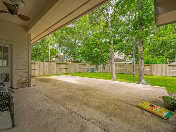 210 N Wimberly Way, Conroe TX 77385