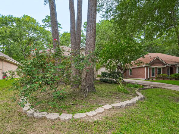 210 N Wimberly Way, Conroe TX 77385