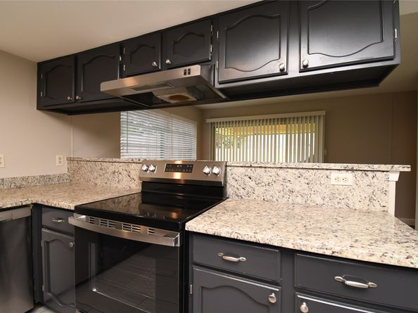 16303 Hollow Rock Drive, Houston TX 77070