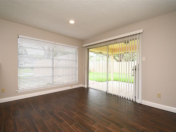 16303 Hollow Rock Drive, Houston TX 77070