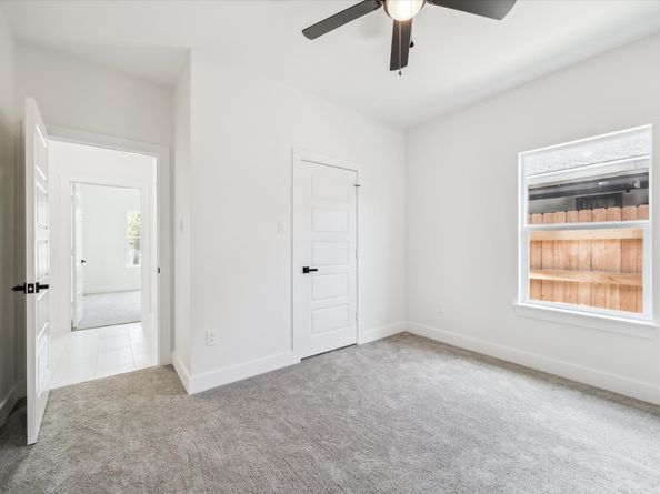 7947 Avenue F, Houston TX 77012