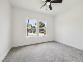 7947 Avenue F, Houston TX 77012