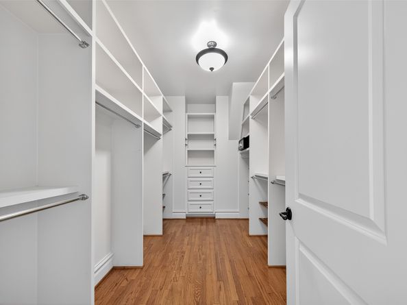 1445 Hall Place, Houston TX 77008