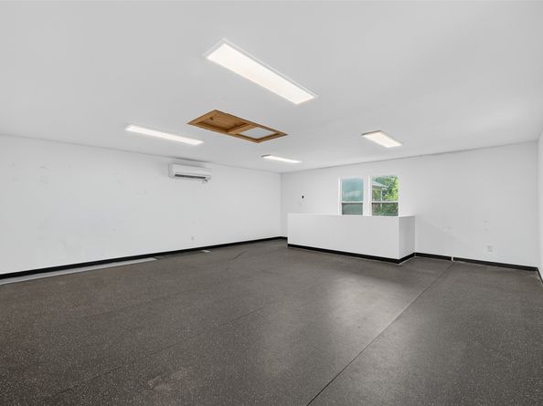 1445 Hall Place, Houston TX 77008