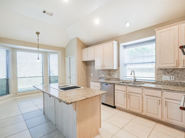 3314 Shadowwalk Drive, Houston TX 77082