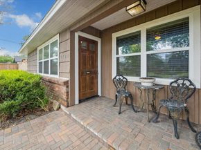 9302 Rosstown Way, Houston TX 77080