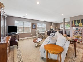 9302 Rosstown Way, Houston TX 77080