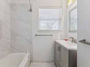 9302 Rosstown Way, Houston TX 77080