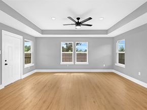 9705 Peachtree Street, Houston TX 77016