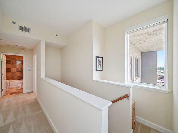 2520 Robinhood Street 1001, Houston TX 77005