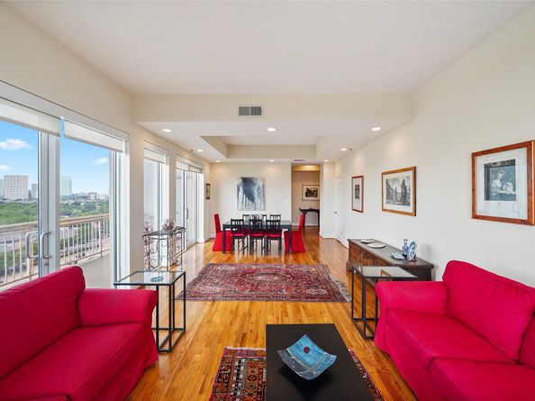 2520 Robinhood Street 1001, Houston TX 77005
