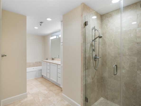 2520 Robinhood Street 1001, Houston TX 77005