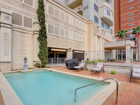 2520 Robinhood Street 1001, Houston TX 77005