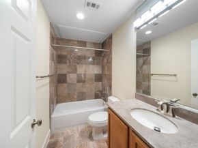 2520 Robinhood Street 1001, Houston TX 77005