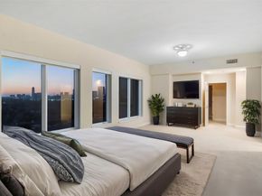 2520 Robinhood Street 1001, Houston TX 77005