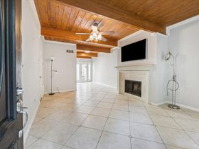 5372 Brownway Street D34, Houston TX 77056