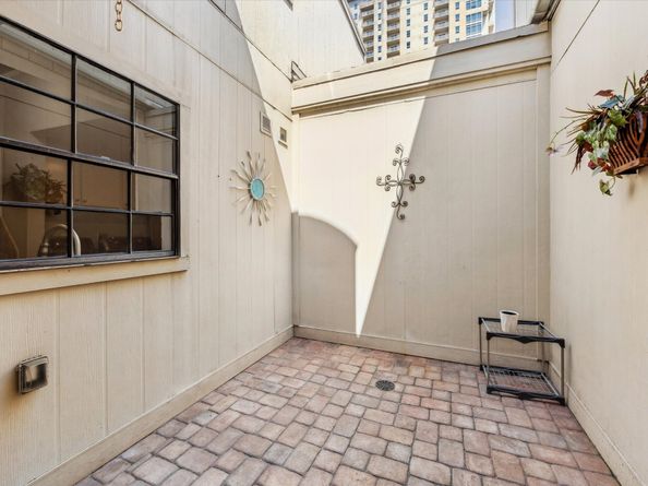 5372 Brownway Street D34, Houston TX 77056