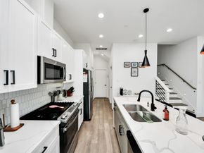 2415 Anita Street A, Houston TX 77004