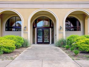 2203 Dorrington Street 403, Houston TX 77030