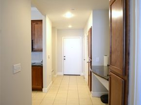 2203 Dorrington Street 403, Houston TX 77030