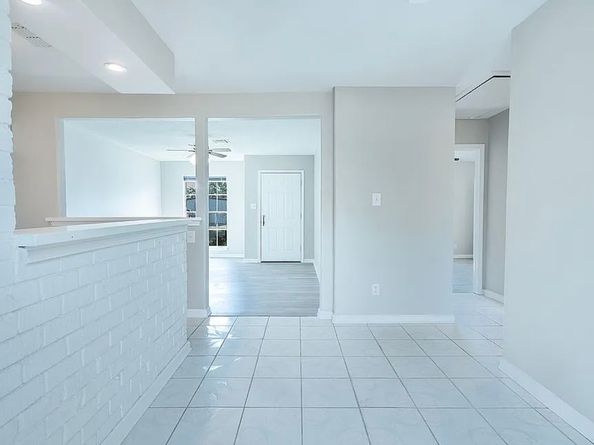 1965 Campbell Road 1965, Houston TX 77080