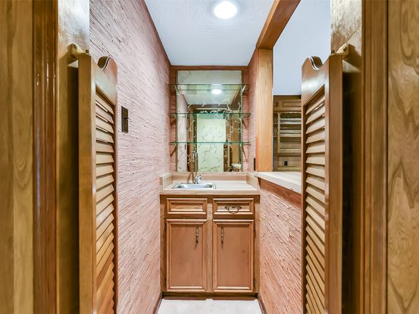2614 Manila Lane, Houston TX 77043