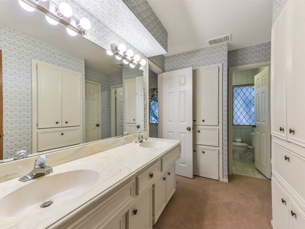 2614 Manila Lane, Houston TX 77043