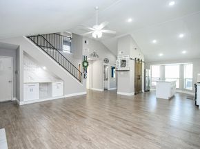 5011 Kleinway Drive, Houston TX 77066