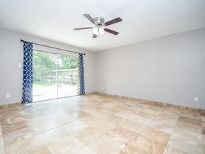 5011 Kleinway Drive, Houston TX 77066