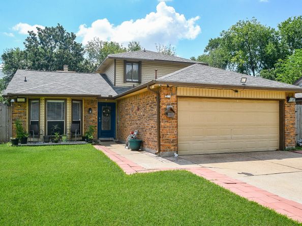 5011 Kleinway Drive, Houston TX 77066