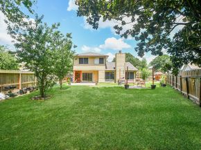 5011 Kleinway Drive, Houston TX 77066