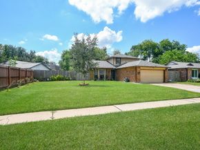 5011 Kleinway Drive, Houston TX 77066