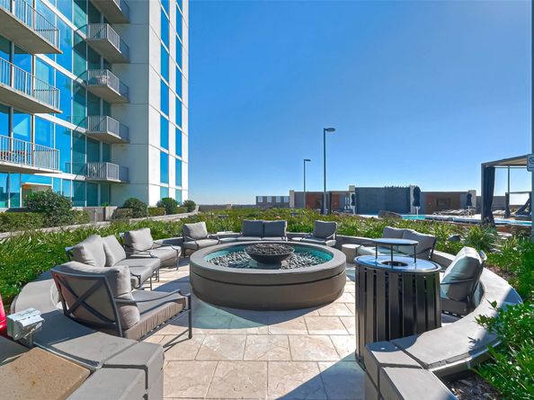 5925 Almeda Road 11608, Houston TX 77004