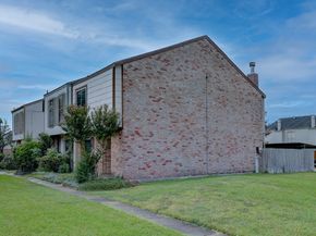 6330 Creekbend Drive D, Houston TX 77096