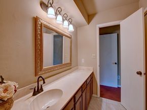 6330 Creekbend Drive D, Houston TX 77096