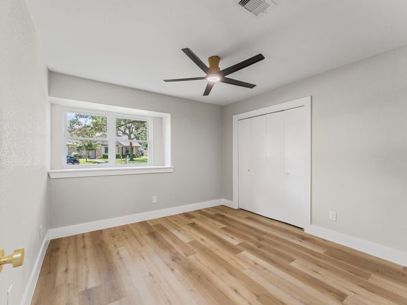 2306 Eaglerock Drive, Houston TX 77080